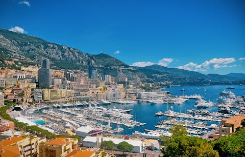 The sea or harbor located in Monaco 