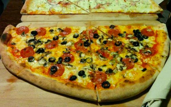 NYE style pizza by Tomasso 