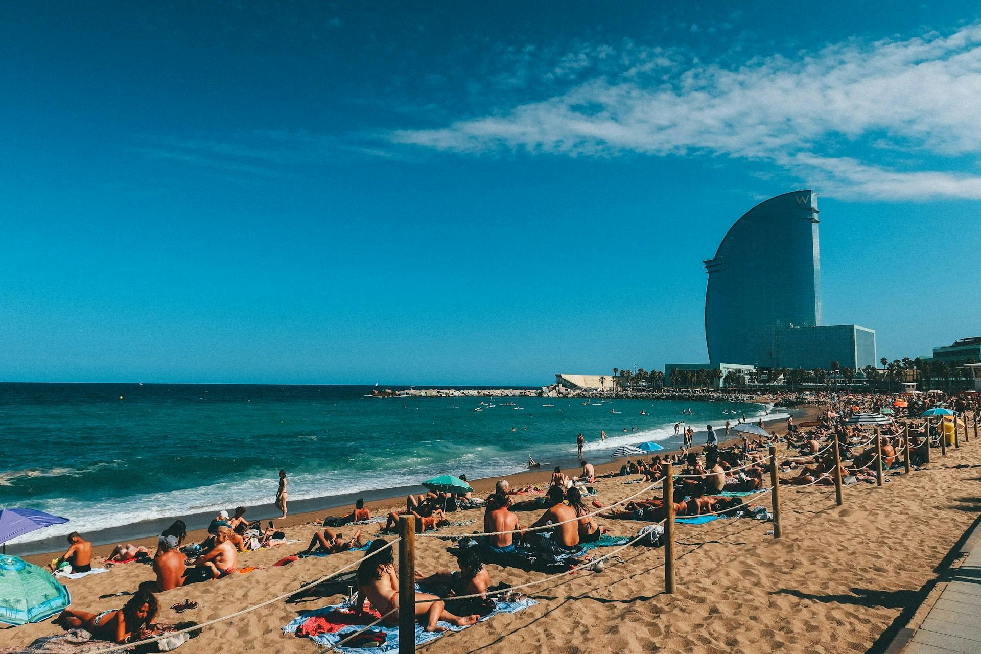 cultural differences between spain and the usa work life balance barceloneta beach scene