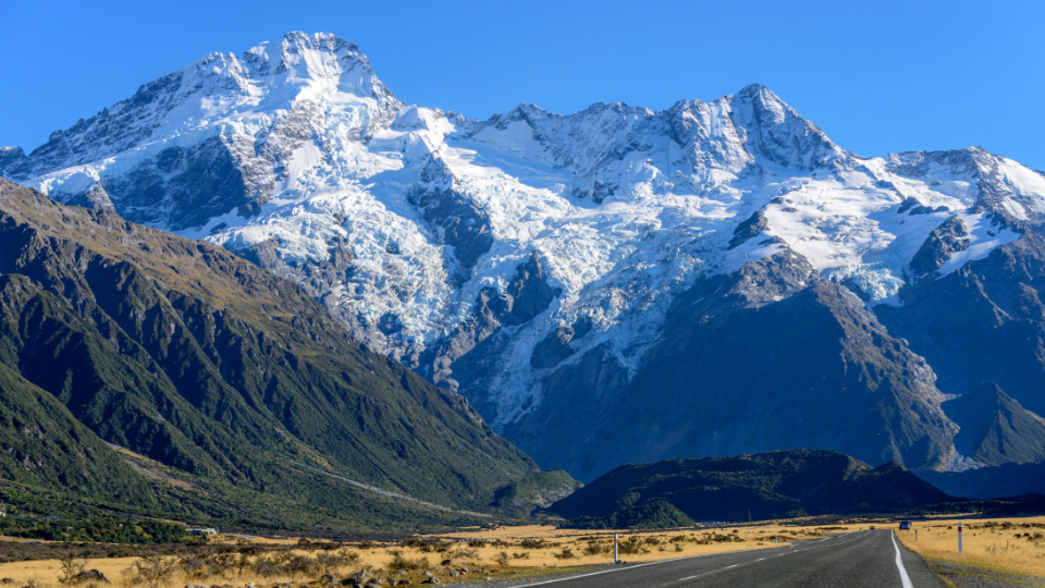 Best Places to Visit in New Zealand: Top 15 Attractions