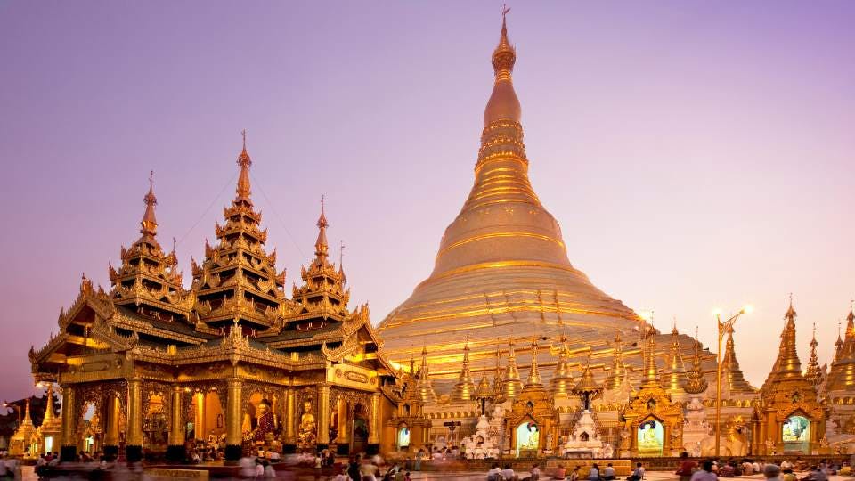 Shwedagon Pagoda at sunset