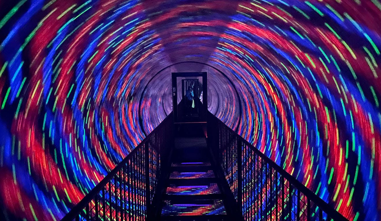 Experience PHENOMENA | Mind-Bending Science and Illusions in Calgary