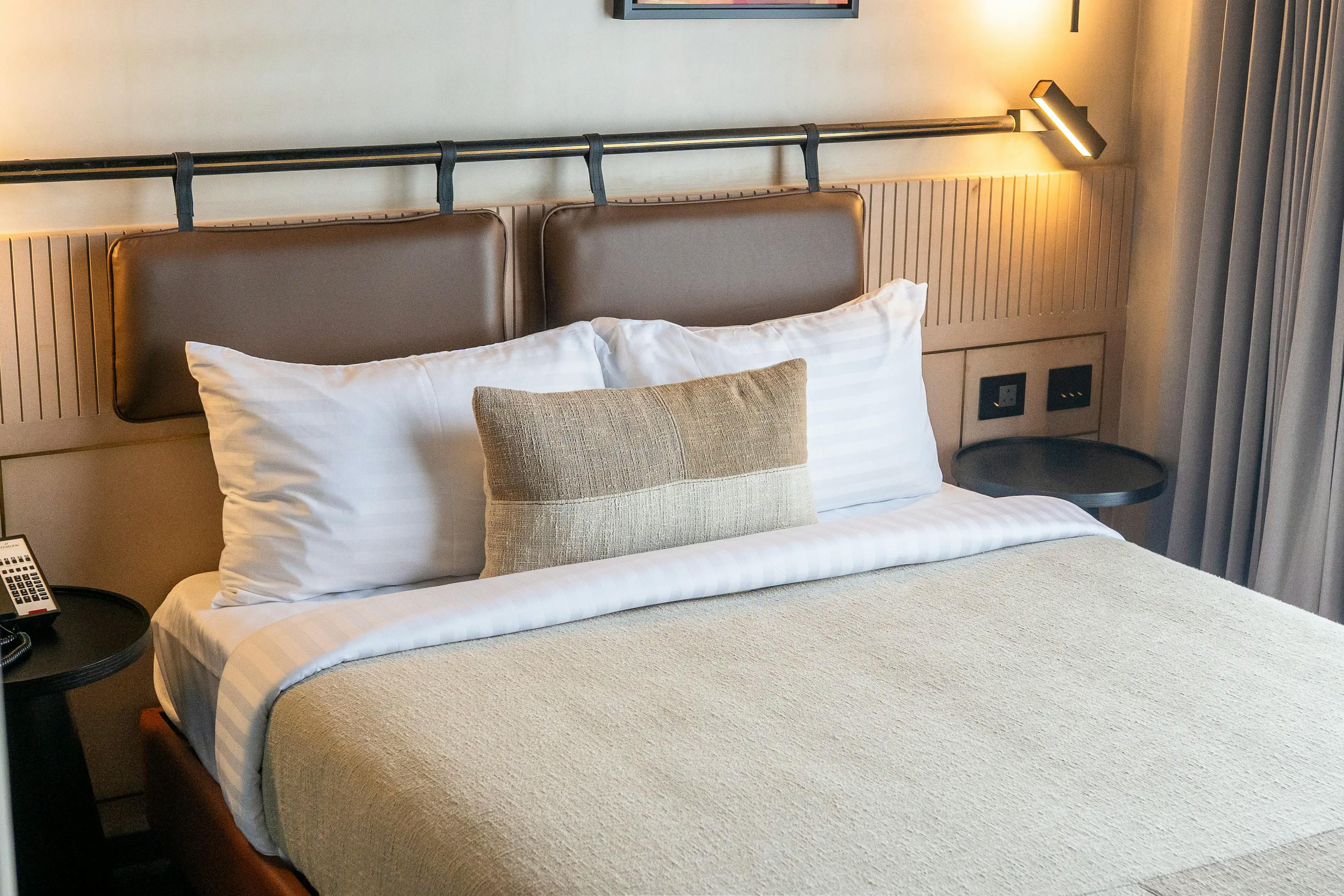 deluxe king room at terratone