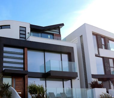 Avantages et inconvénients de la SCI à l'IS pour l'imposition des bénéfices