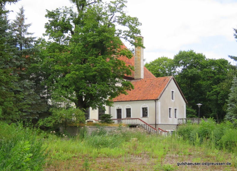 Anbau am östlichen Giebel