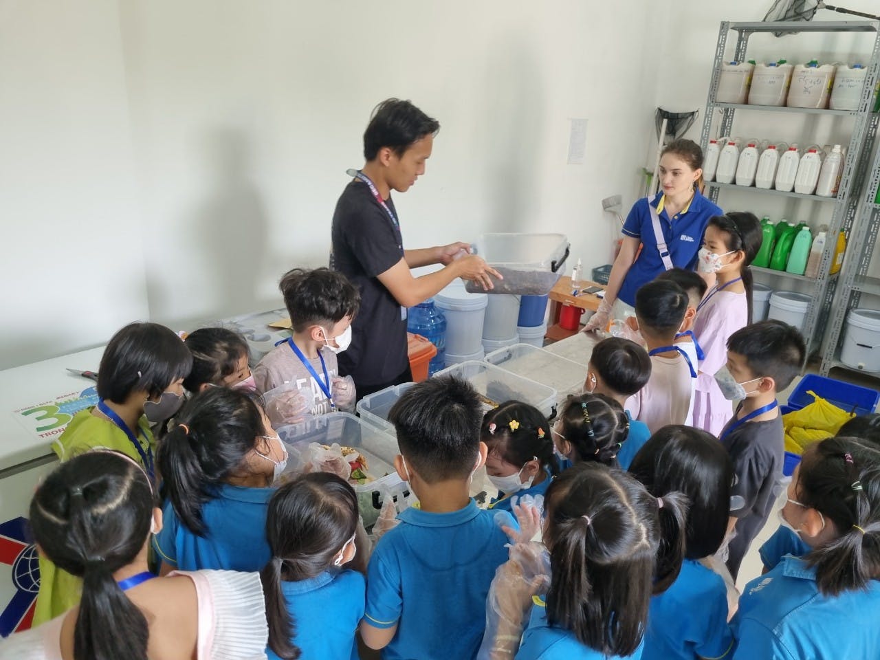 Hikari Kids Tour – Tìm hiểu về Mô hình Phát triển Bền vững tại Hikari từ những bài học thực tế