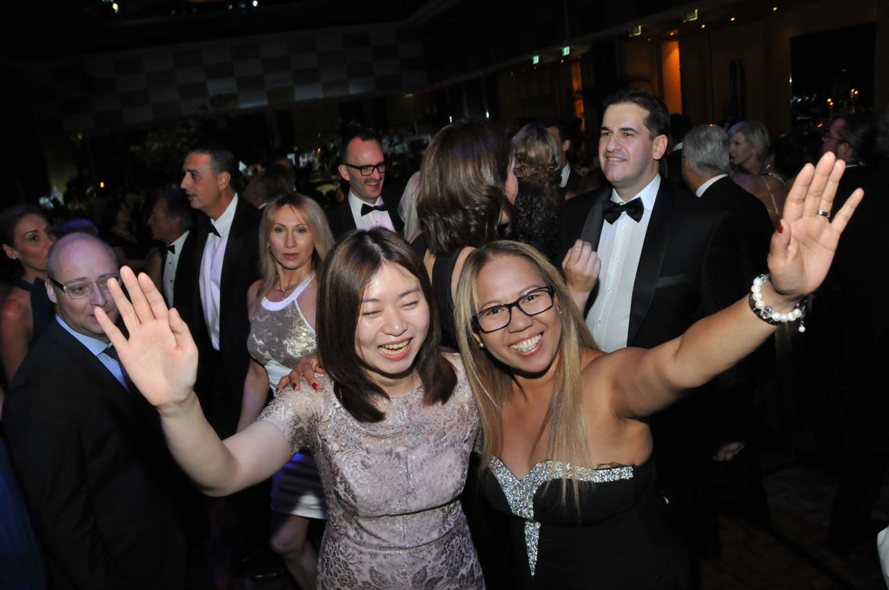 White Pearl Ball 2016