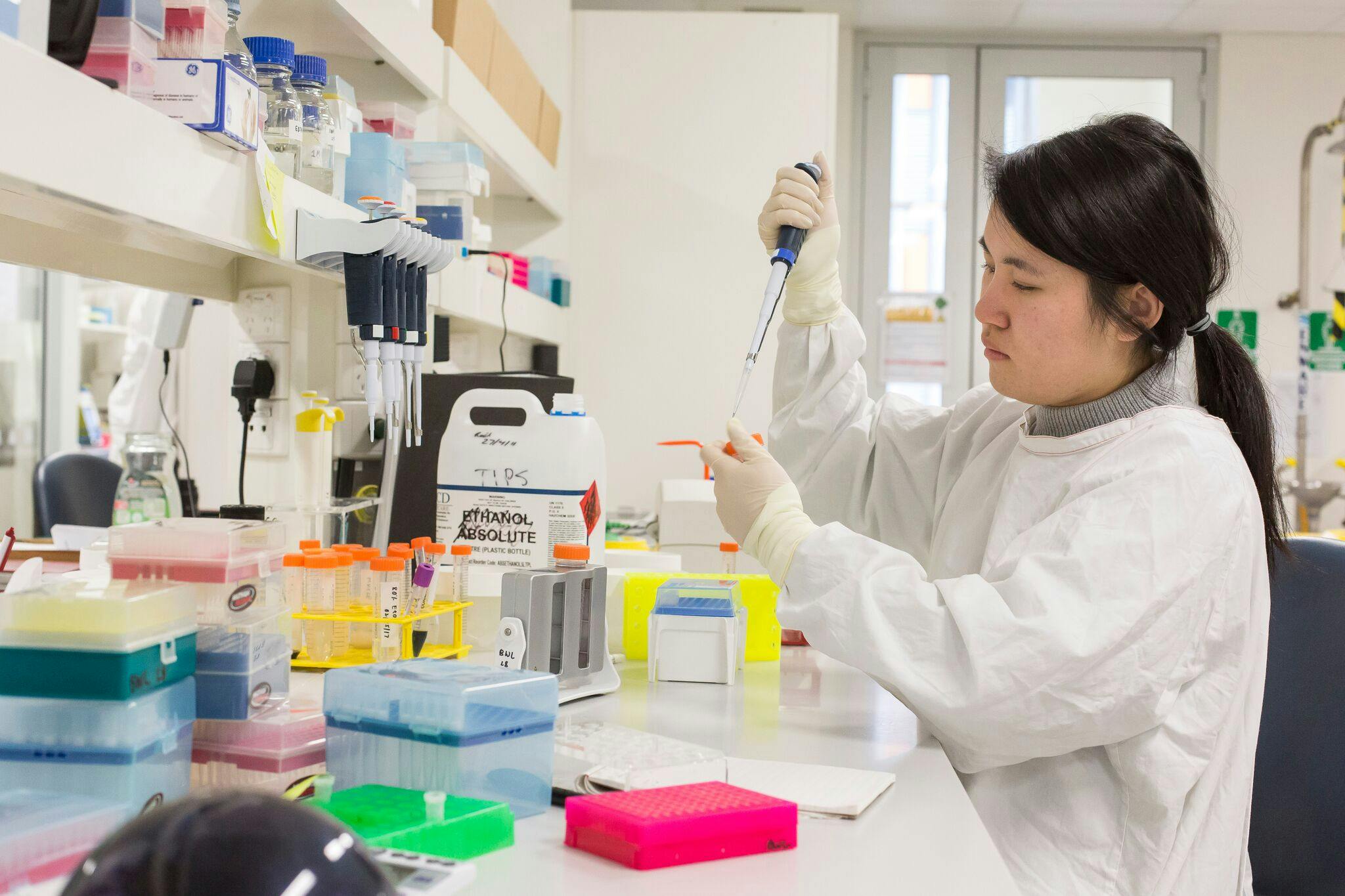 Bill Walsh Cancer Research Laboratory 2016