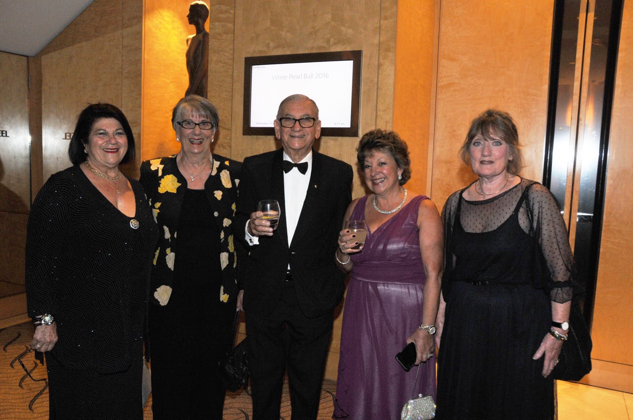 White Pearl Ball 2016