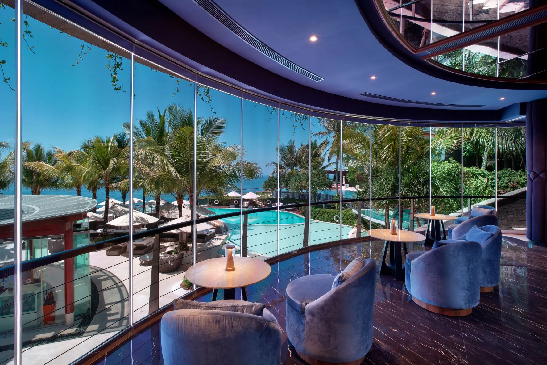 parlour lounge at the edge