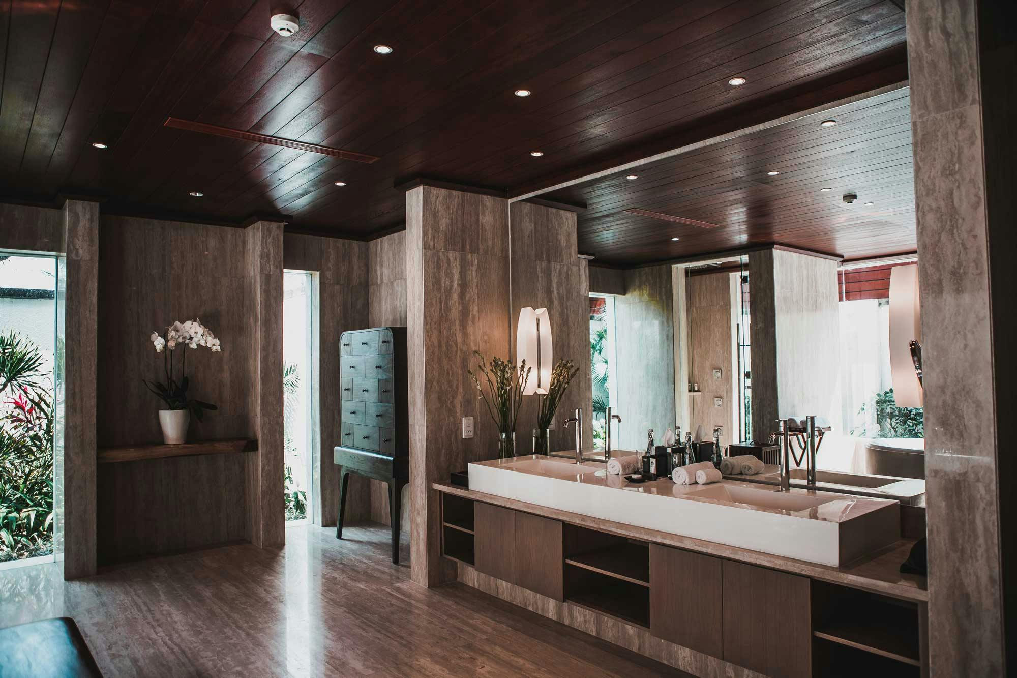 Bathroom of 3-bedroom luxurious villa in Uluwatu Bali