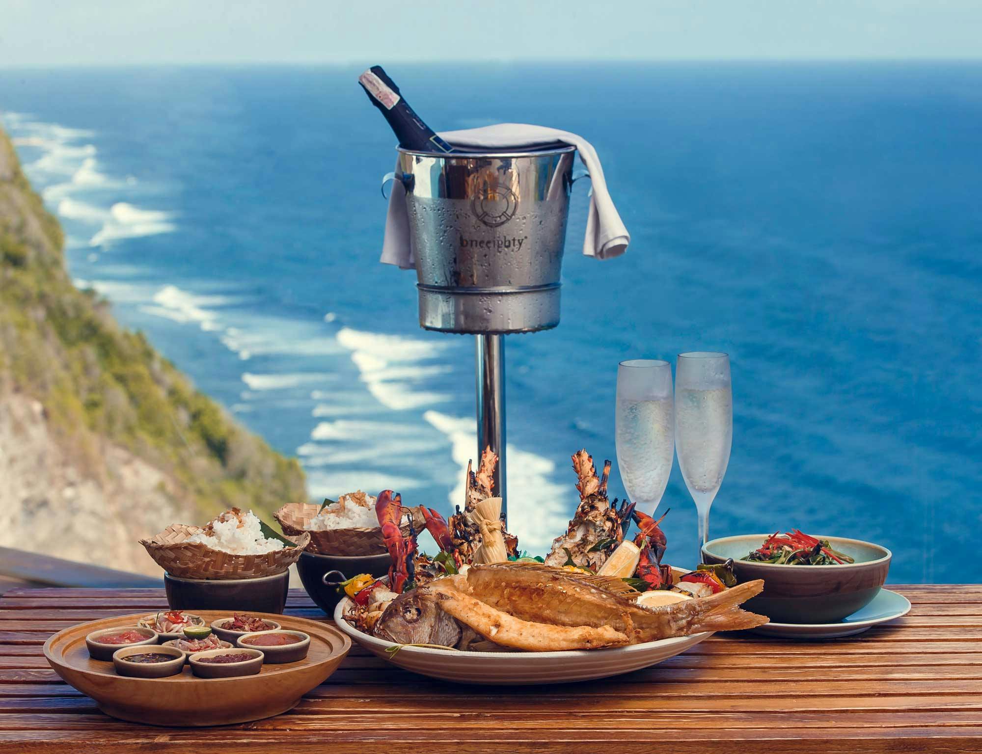 Delicious food with breathtaking views of the ocean