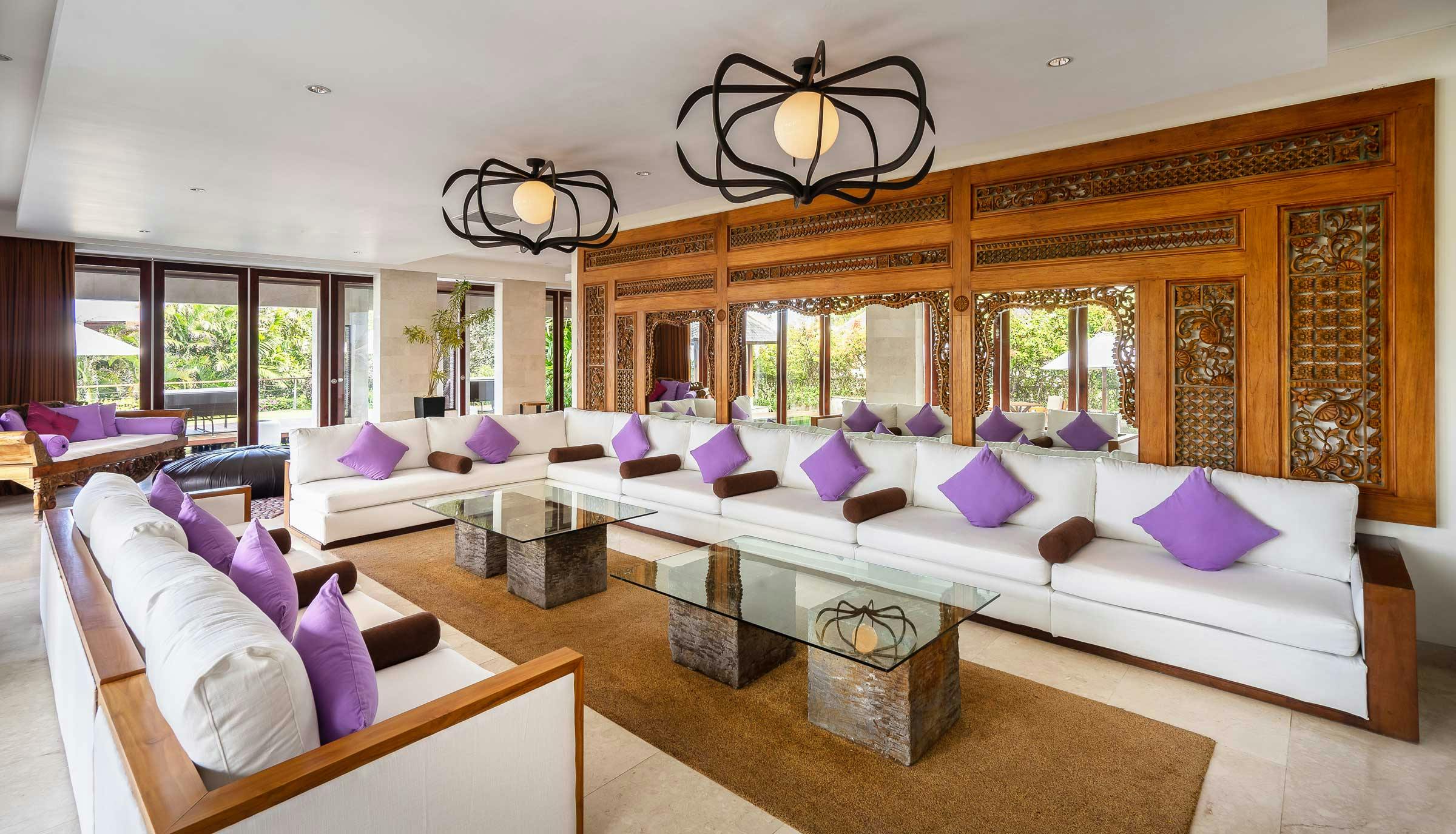 Living area of a luxurious villa in Uluwatu