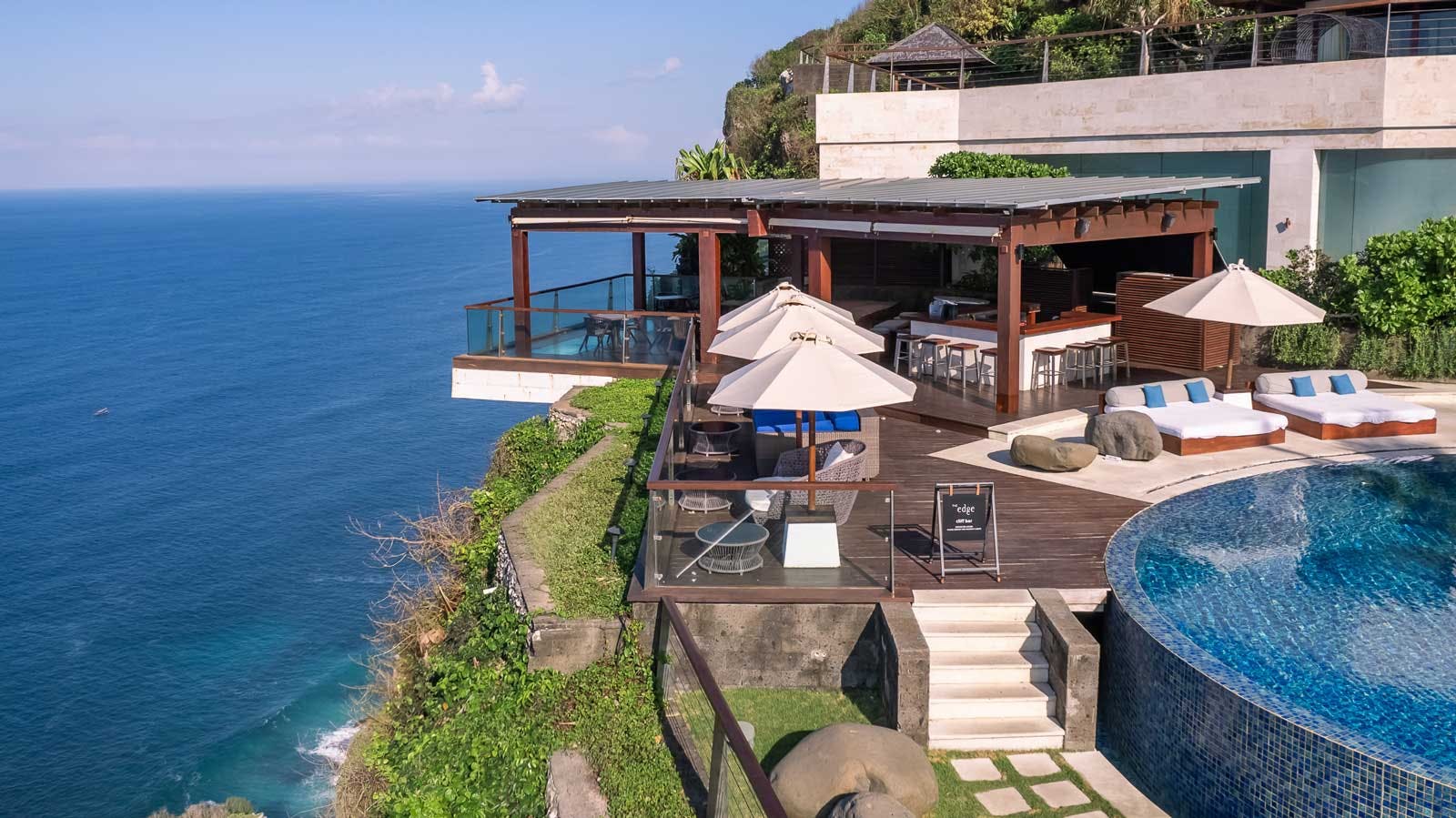 Infinity pool on the side of the cliff in Uluwatu Bali