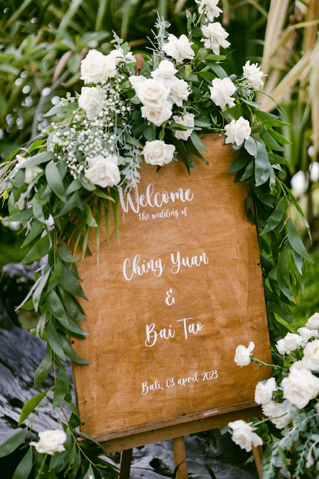 beautiful wedding venue in Bali with panoramic ocean views