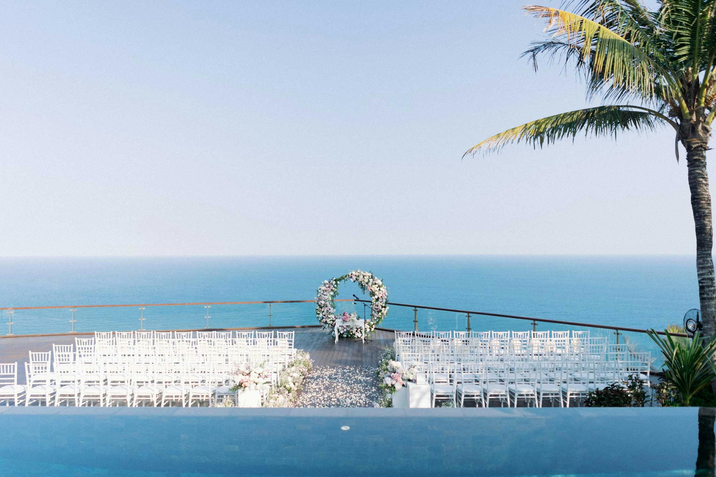 beautiful wedding venue in Bali with panoramic ocean views