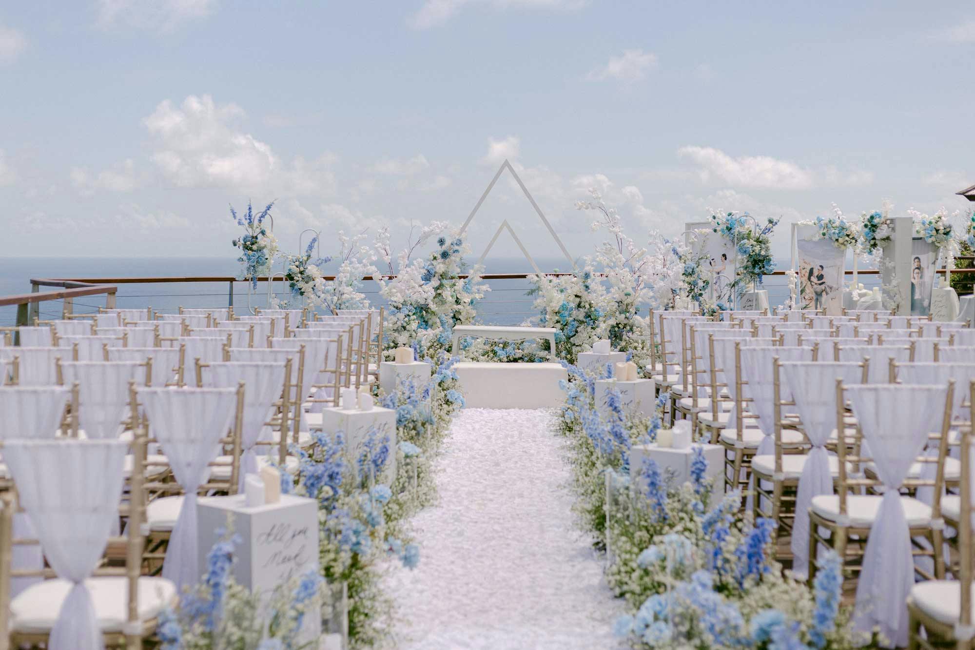 beautiful wedding venue in Bali with panoramic ocean views
