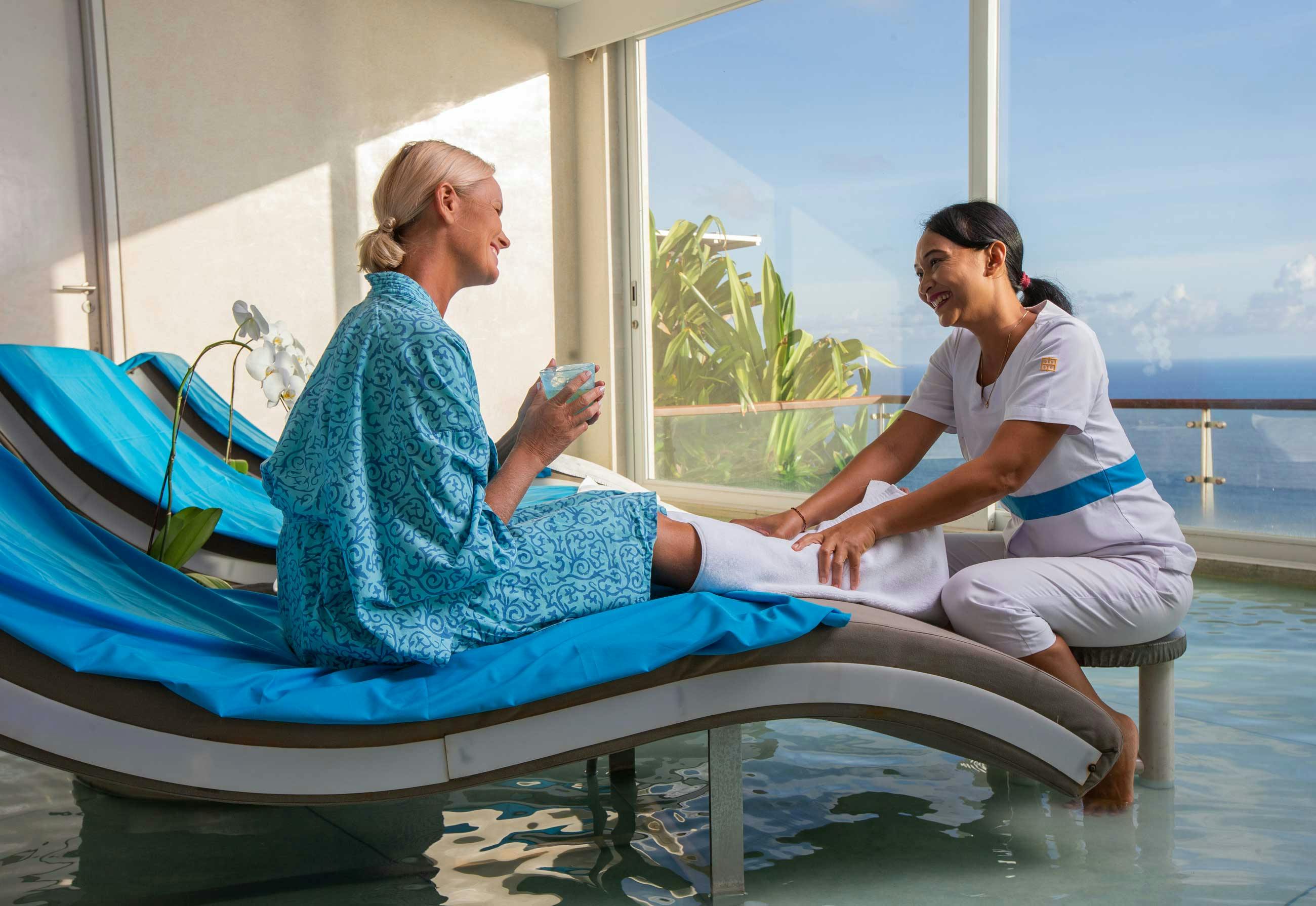 walk-on-water spa in Bali with panoramic ocean views