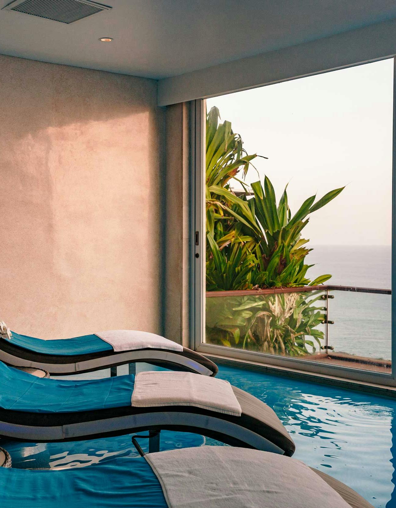 walk-on-water spa in Bali with panoramic ocean views