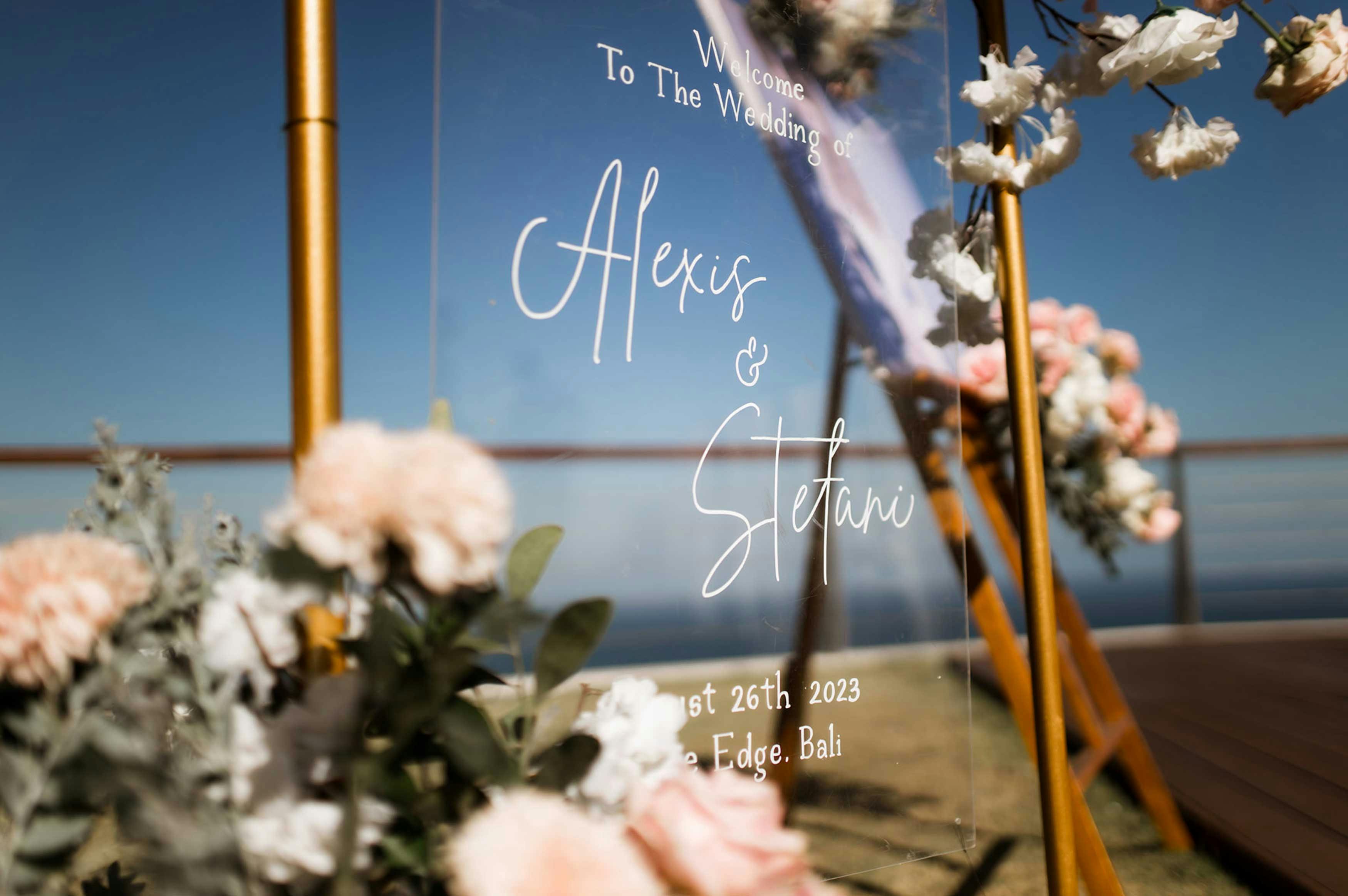 beautiful bali wedding with ocean views