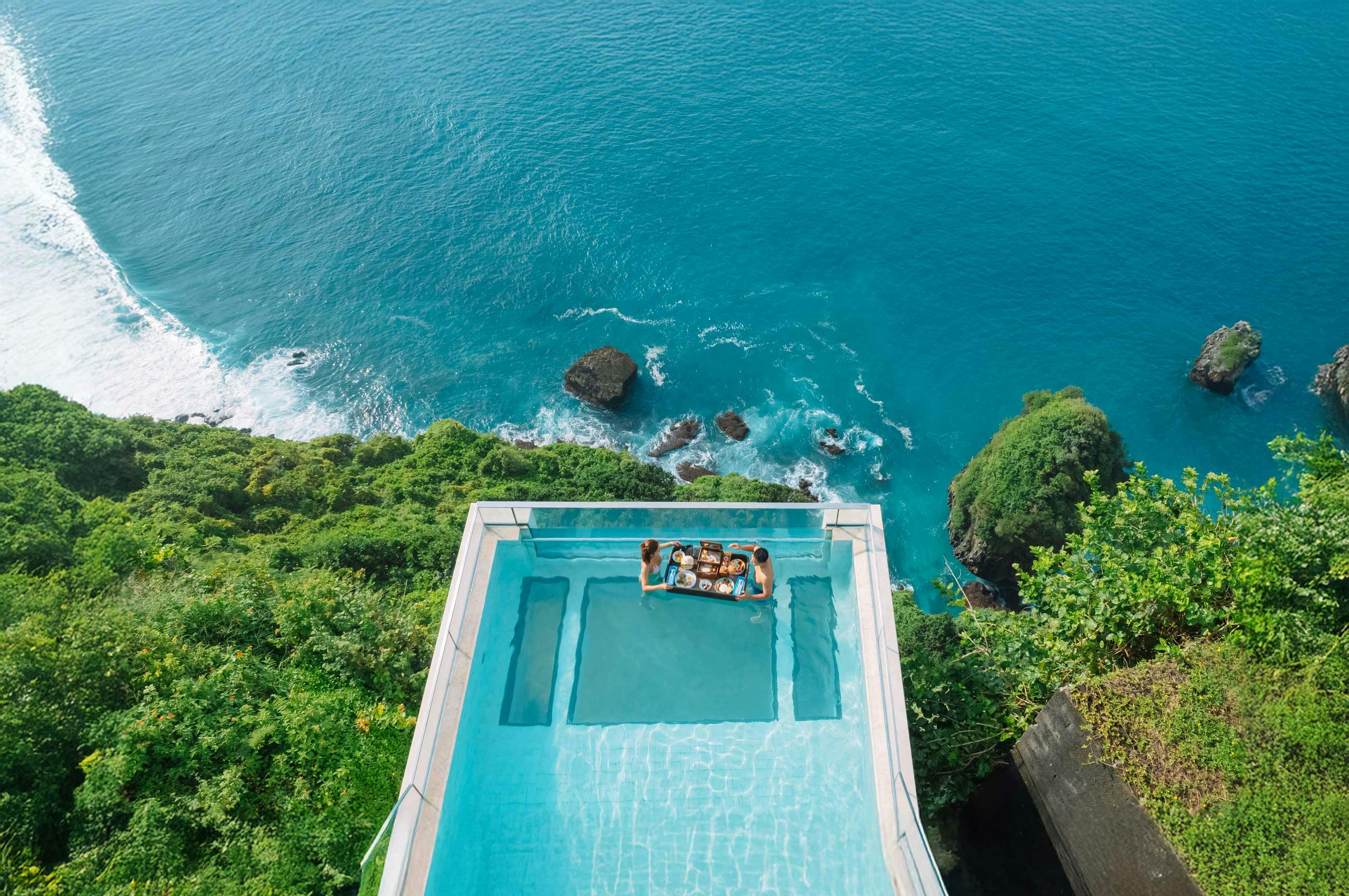 glass-bottom sky pool in Uluwatu Bali