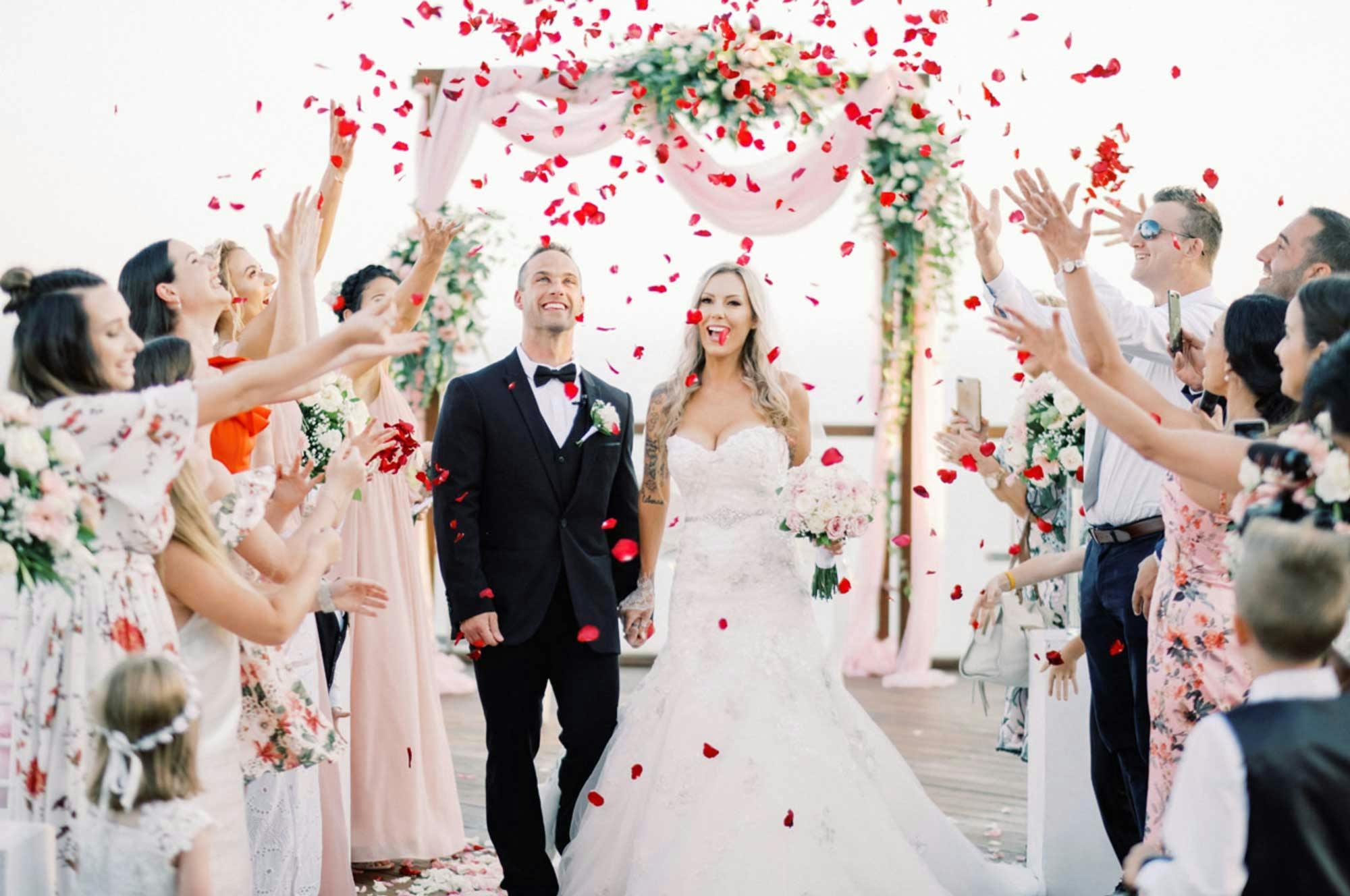 beautiful clip top wedding in Uluwatu, Bali
