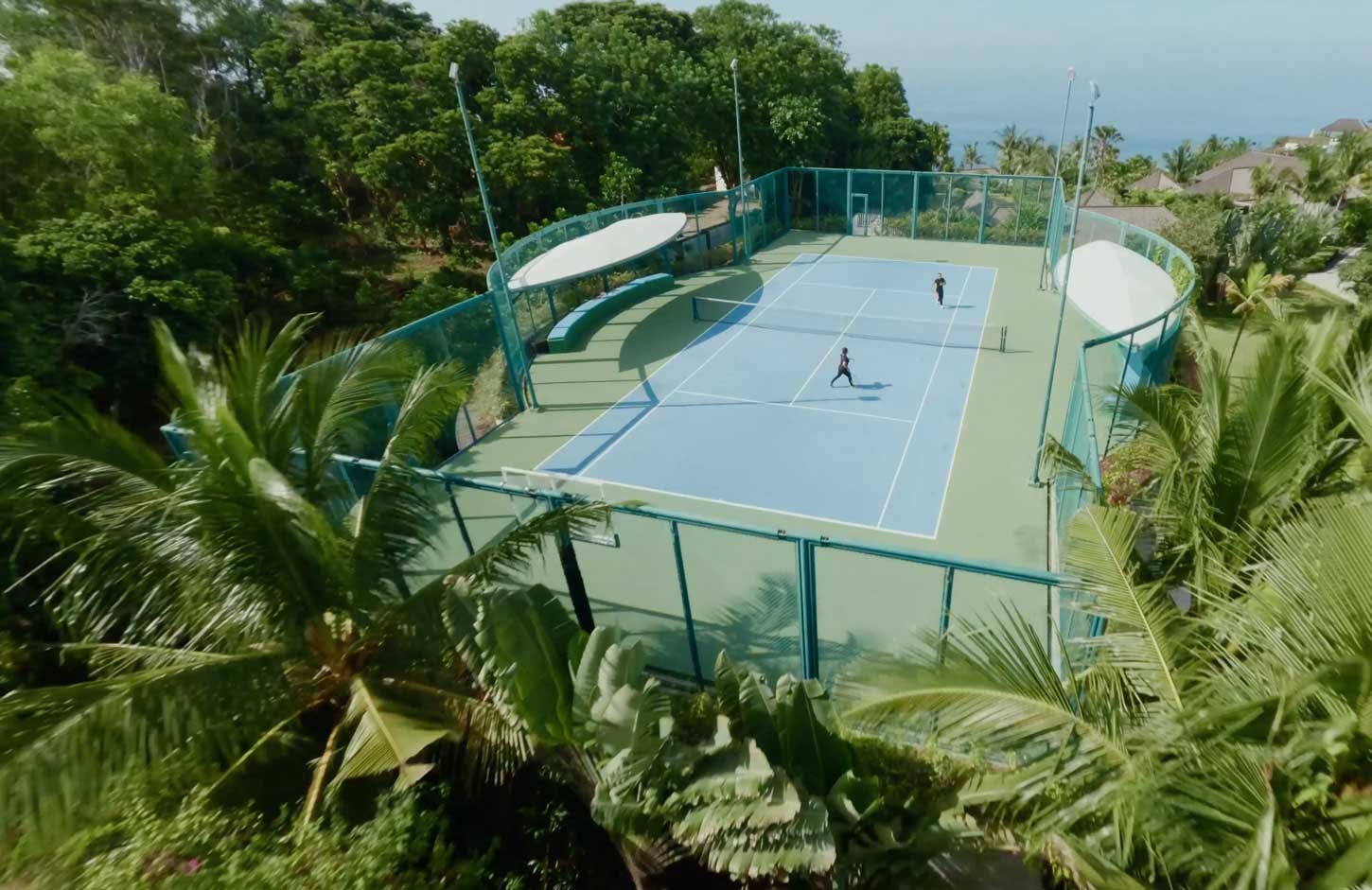 tennis court in uluwatu, Bali