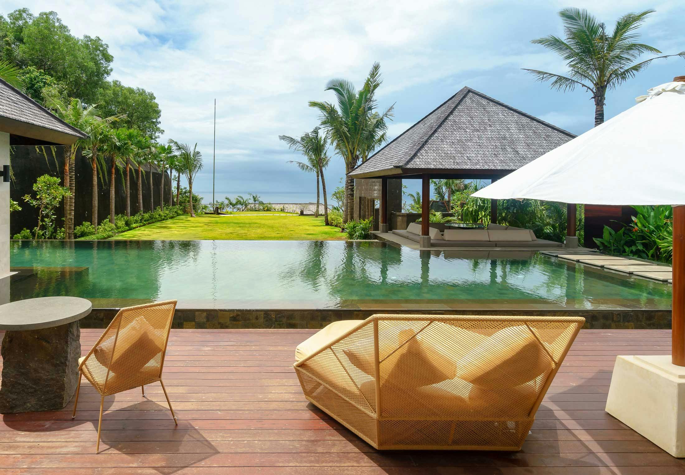 The breeze villa