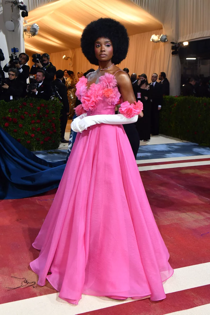 Kiki Layne afro at 2022 Met Gala  