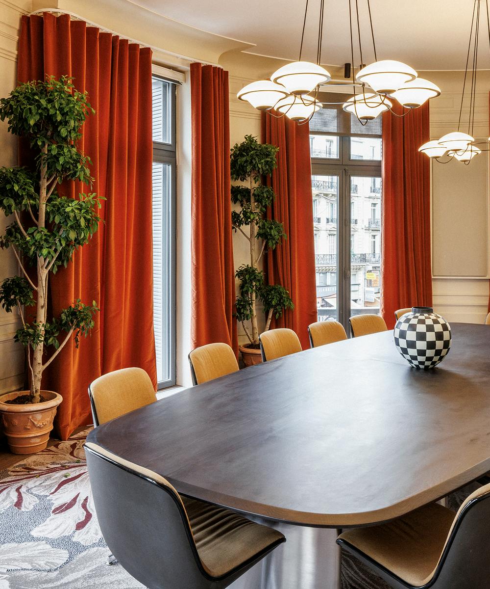 Boardroom La Traviata