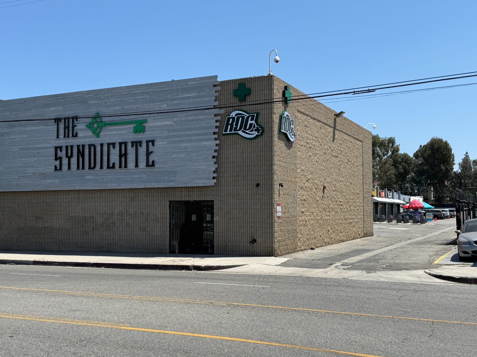 Visit The Syndicate – Tarzana: Your Premier Cannabis Destination