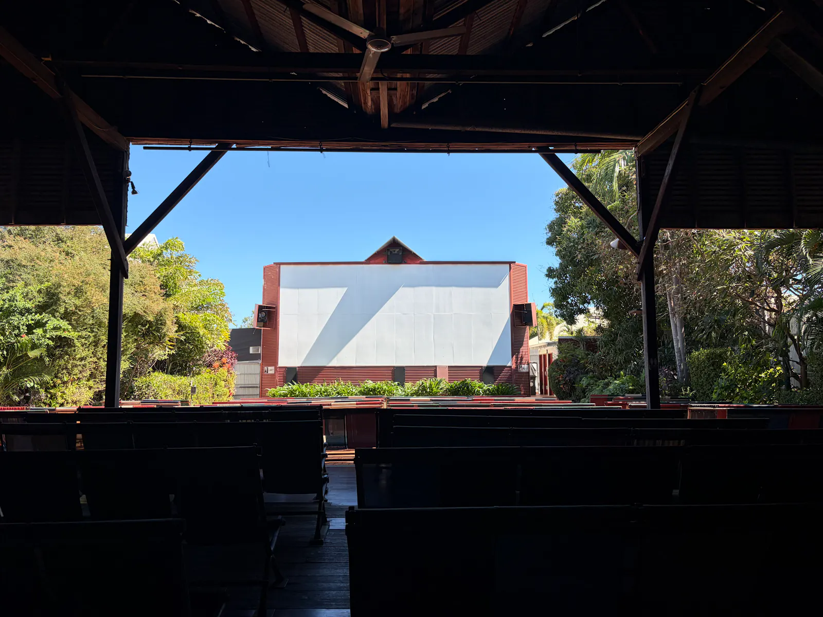 I finally got to do the short tour of the Sun Picture cinema, which was featured in the movie 'Bran Nue Dae' and it was everything I hoped it would be - so much history, so cool!!