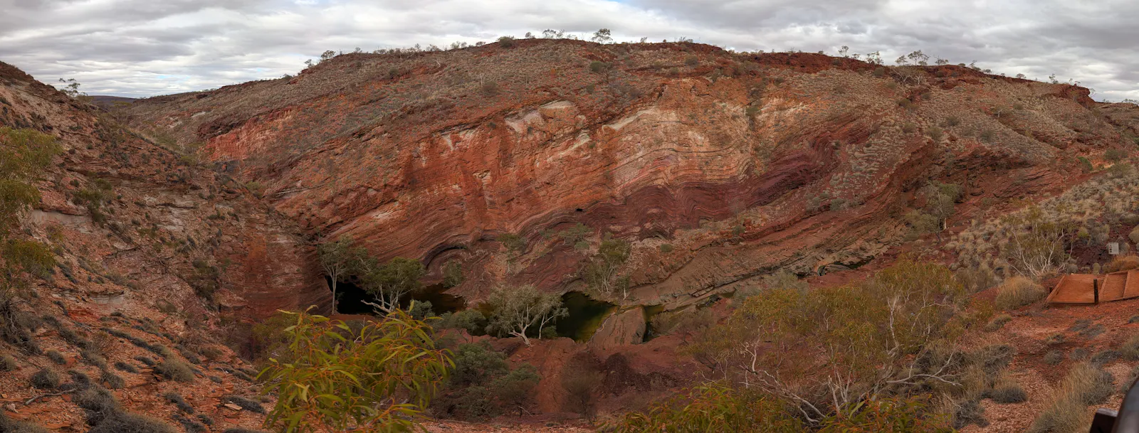 Karijini via Eighty Mile Beach