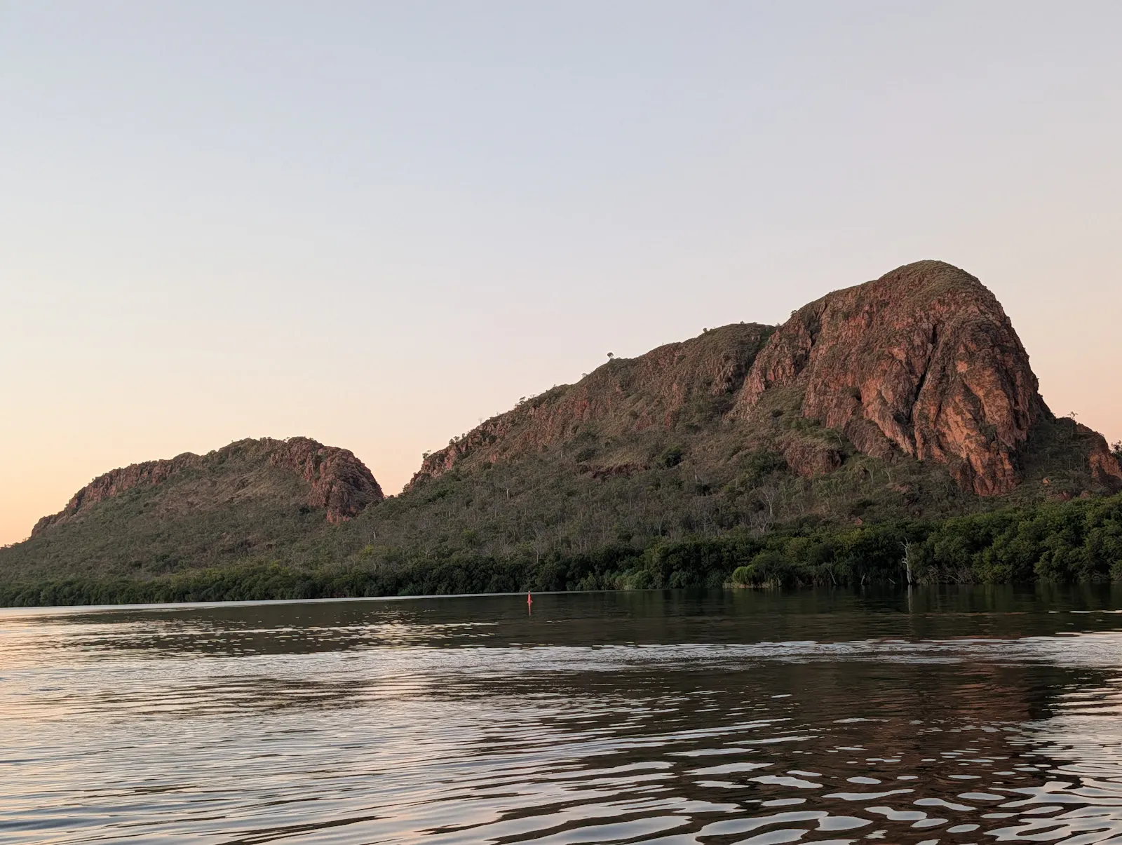 This rock formation is known by the Mirriwong people as Thethebeleng, is officially called Carlton Ridge, but is familiarly known as Elephant Rock. 