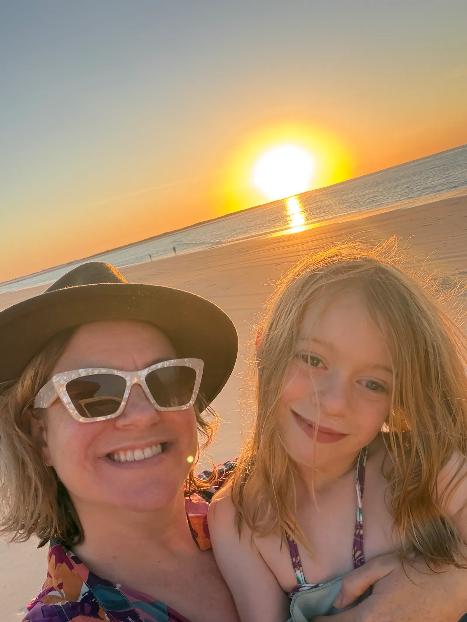 I do love a sunset photo!