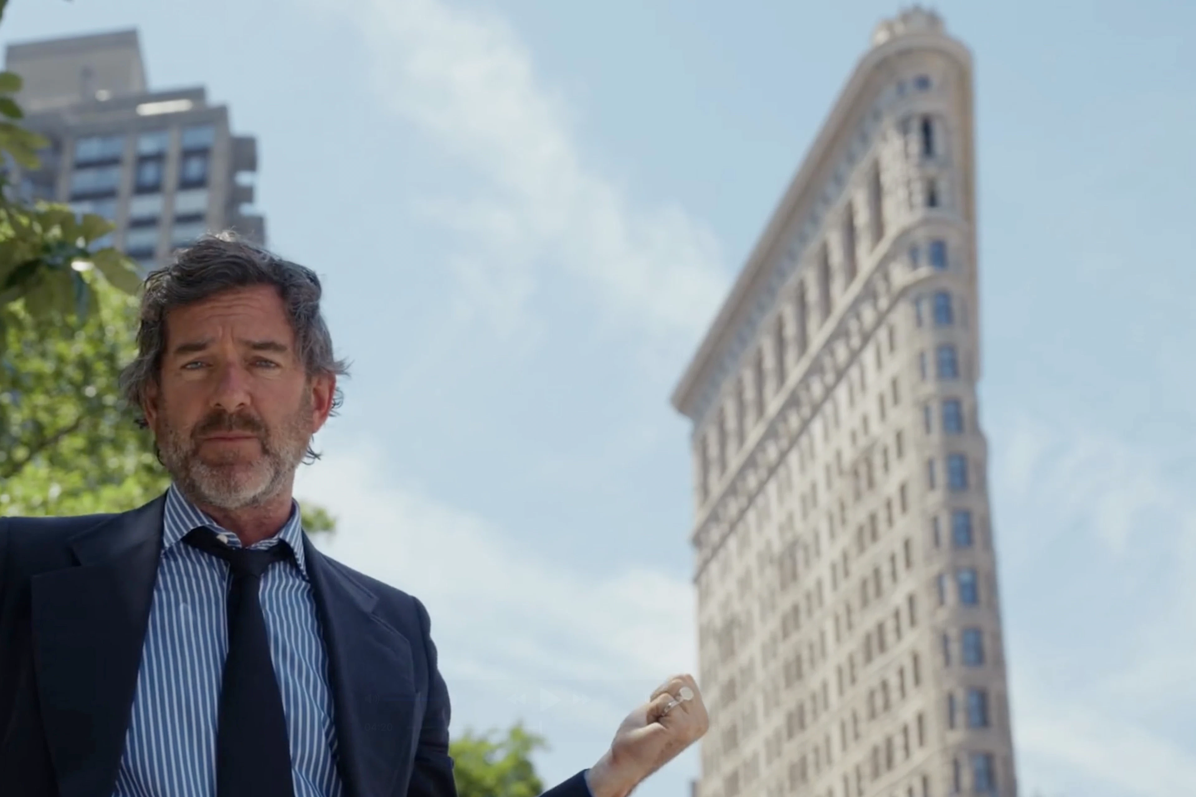 NYC’s Best Architecture Tour Is All on One Subway Line