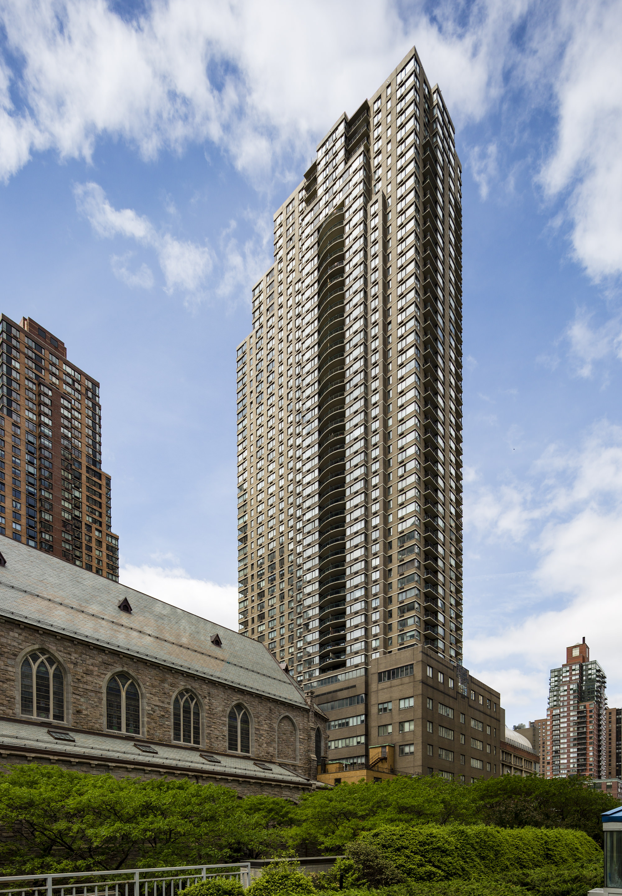 K★124　STUDY PARK　本たて South Park Tower at 124 W 60th St | Lincoln Square | Brodsky