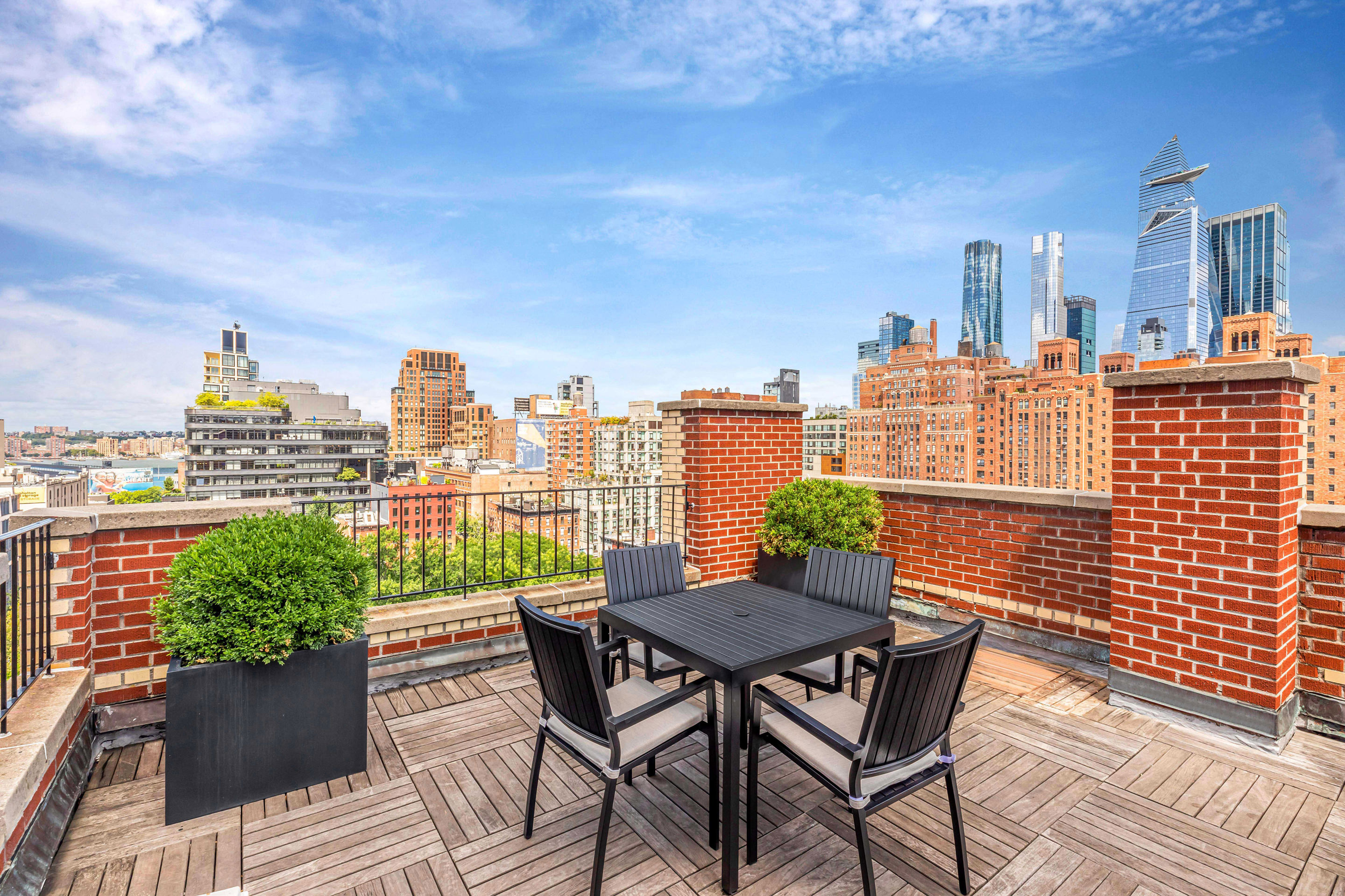ノスタルジー33 433 West 21st Street | Chelsea No Fee Apartments | Brodsky