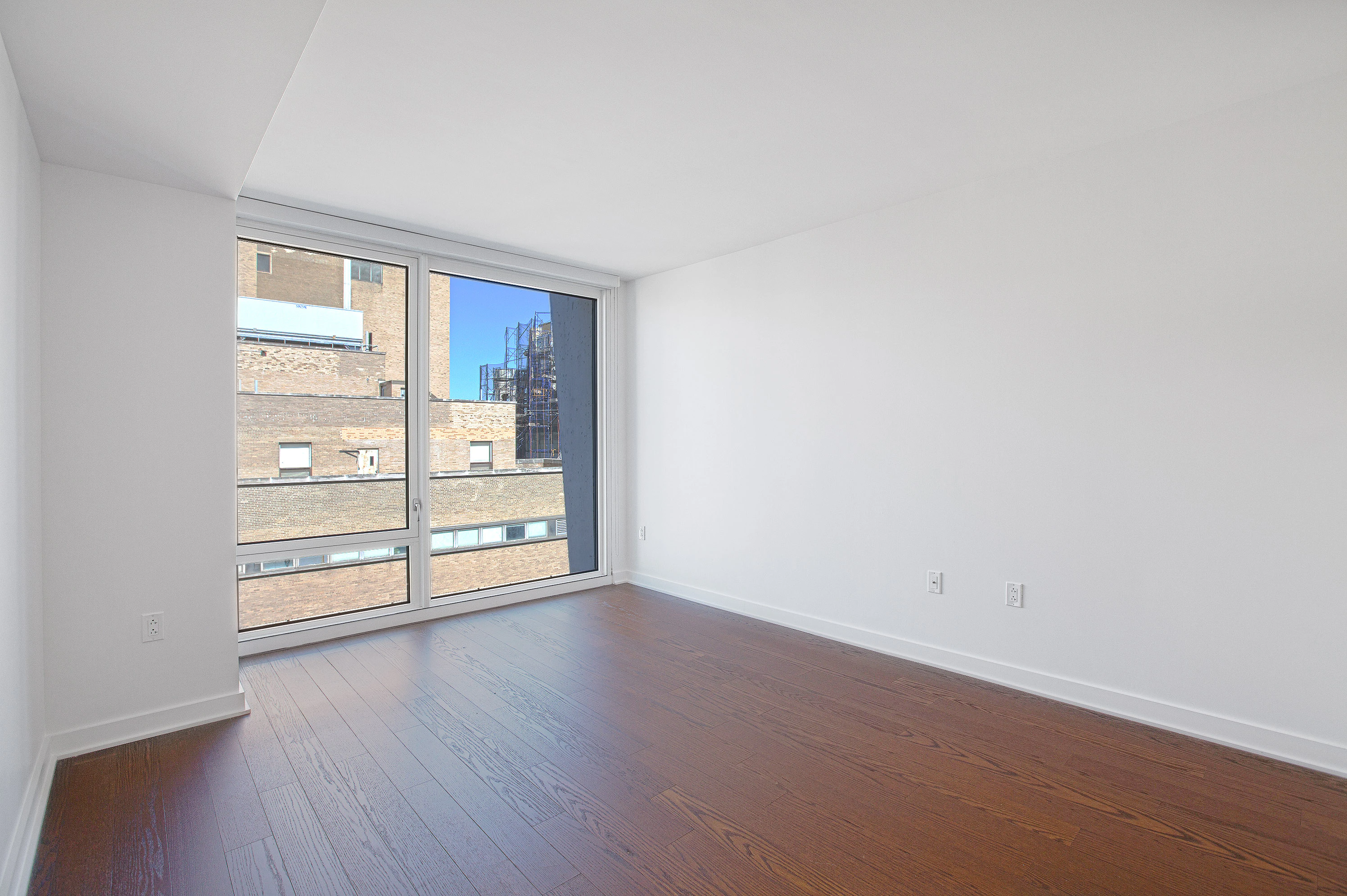 1204 - Image 1