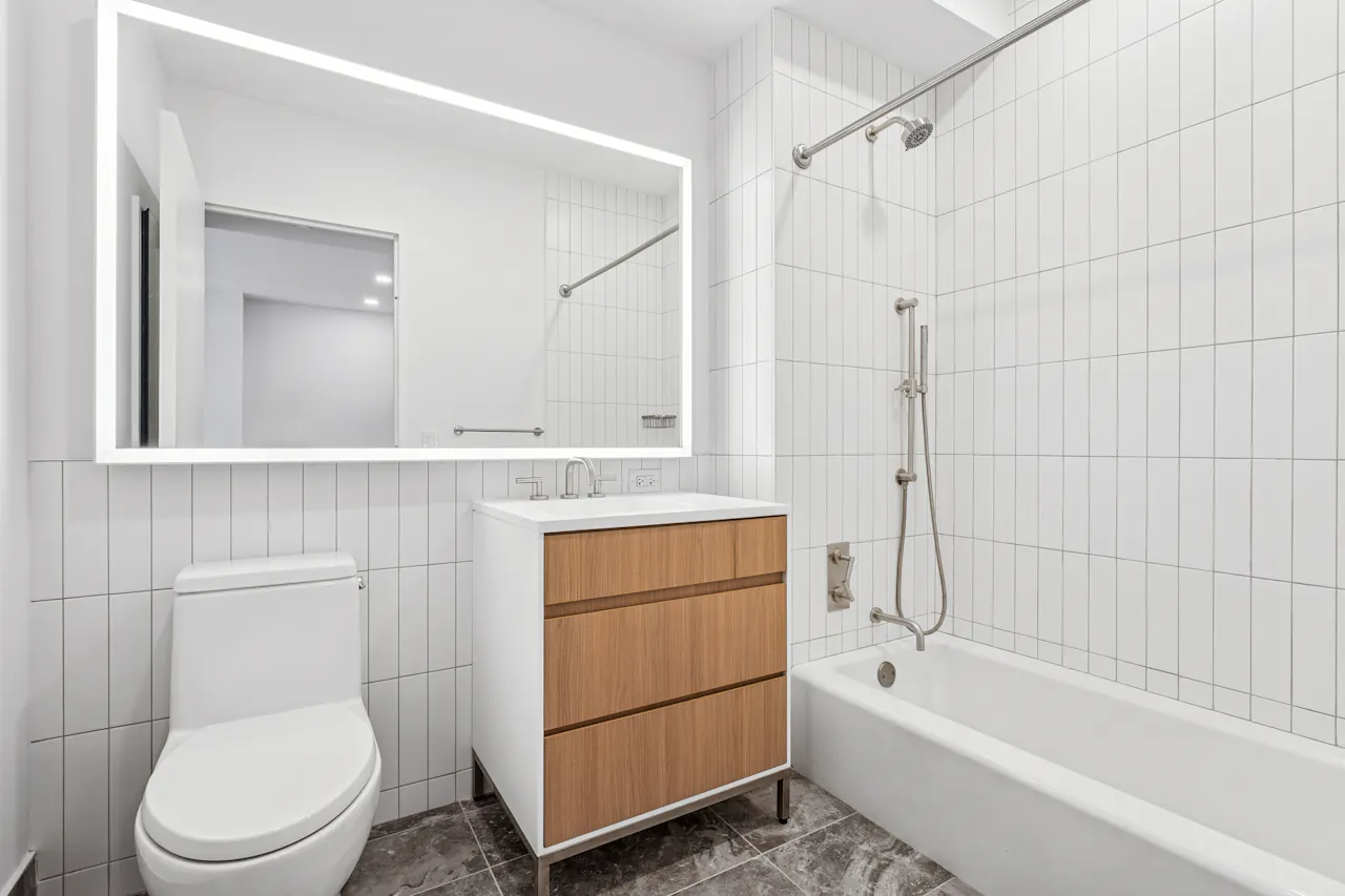 499P #347 BATH