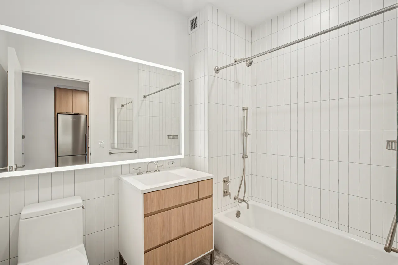 499P #304 BATH