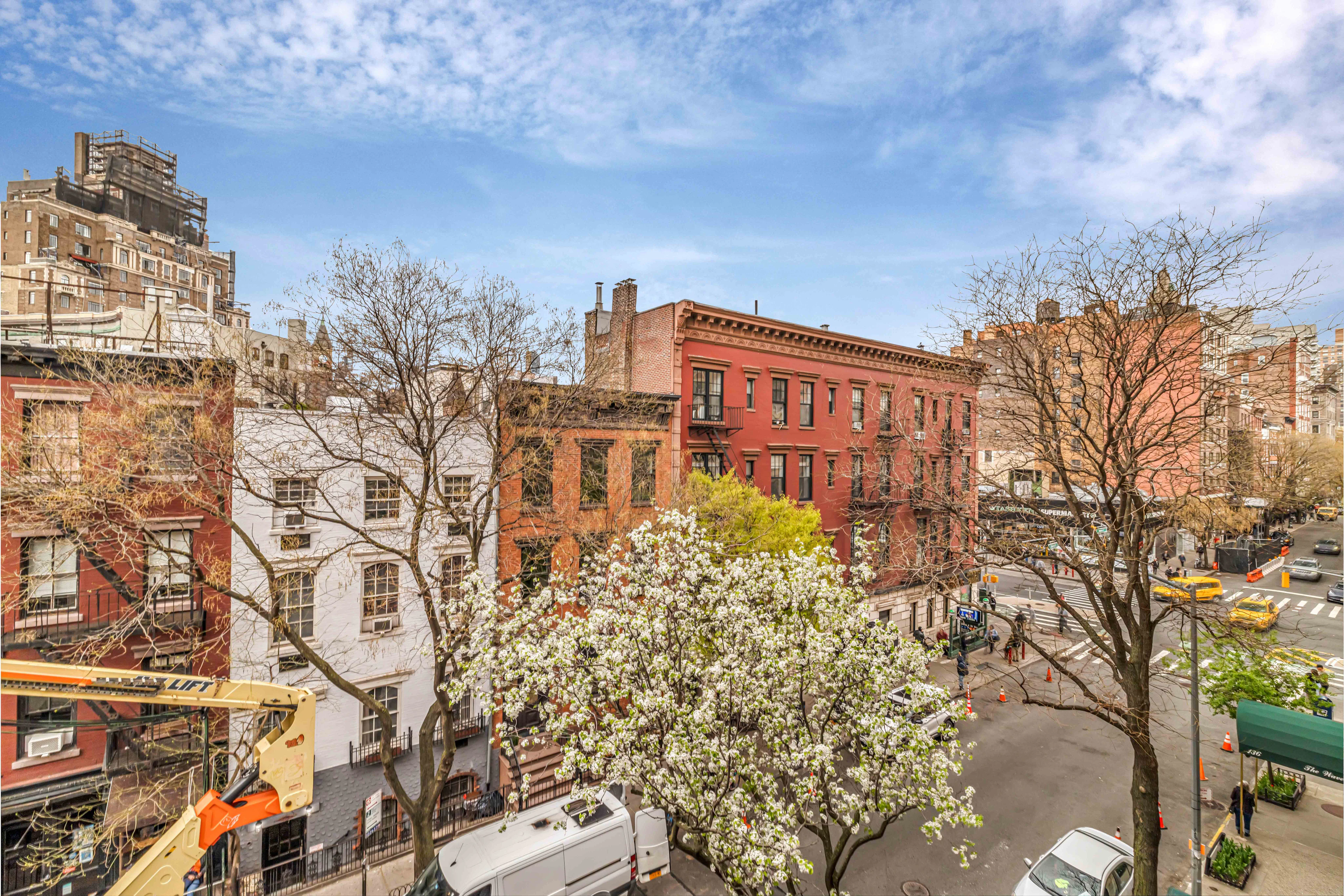 140Waverly #4A VIEW