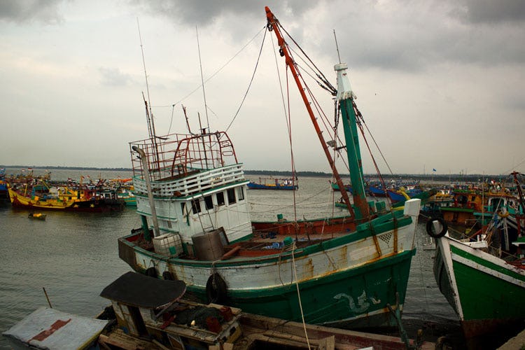 A battered-looking fishing boat. 578 Rohingya and Bangladeshis were on this boat for months before it was abandoned by people smugglers in May 2015 and drifted near Lhokseumawe, Indonesia. (Credit: Carlos Sardiña Galache / The Geutanyoe Foundation) 