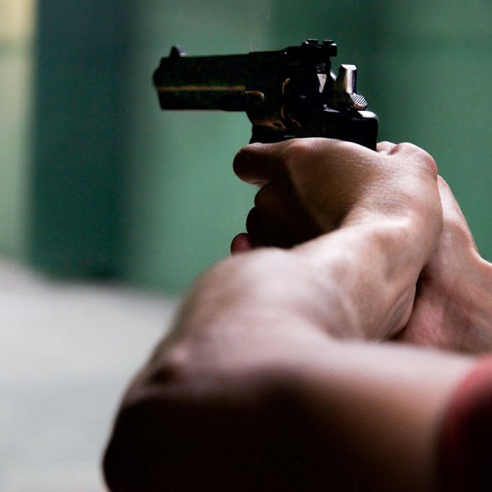 Shooting gun