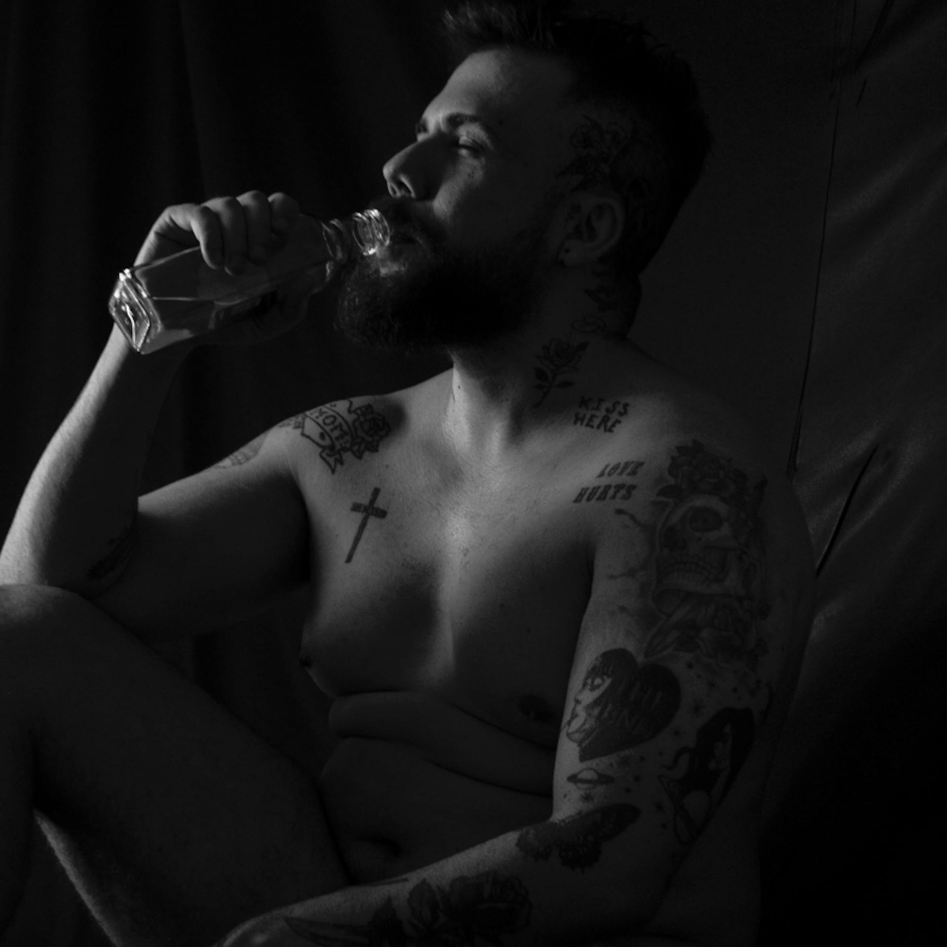 Most nude art models have to maintain uncomfortable poses for long periods of time.