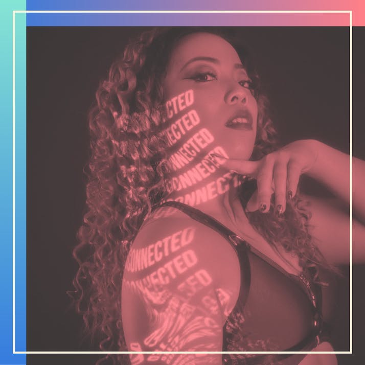 Camming Taught Me How To Be a Sexy Plus-size Woman