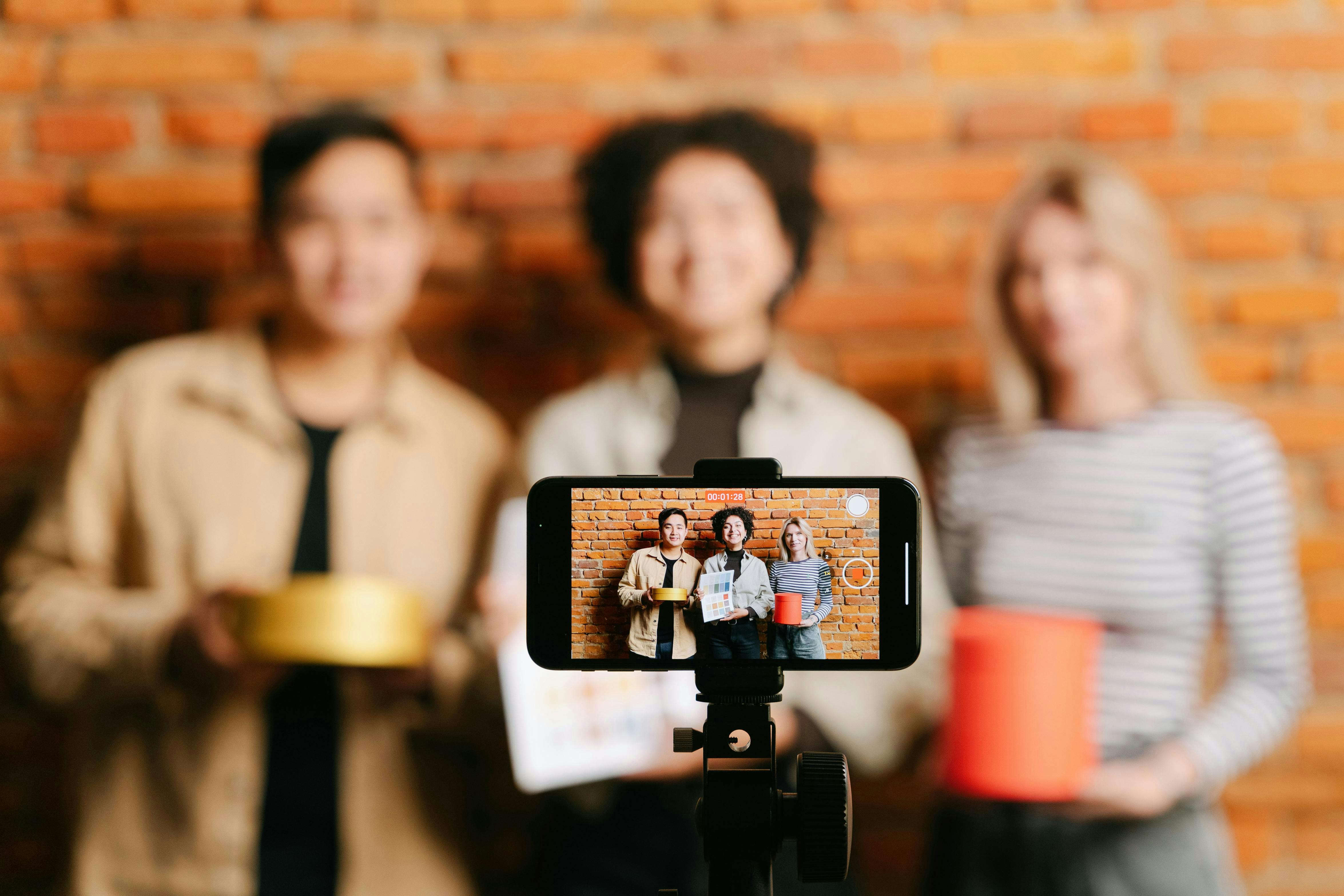 find influencers in UAE