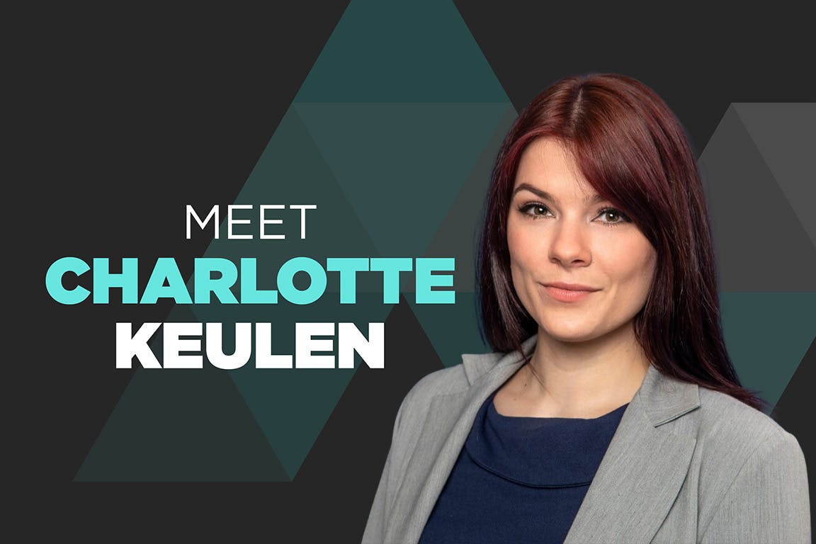 Profielfoto Charlotte Keulen met Next.Gen achtergrond.