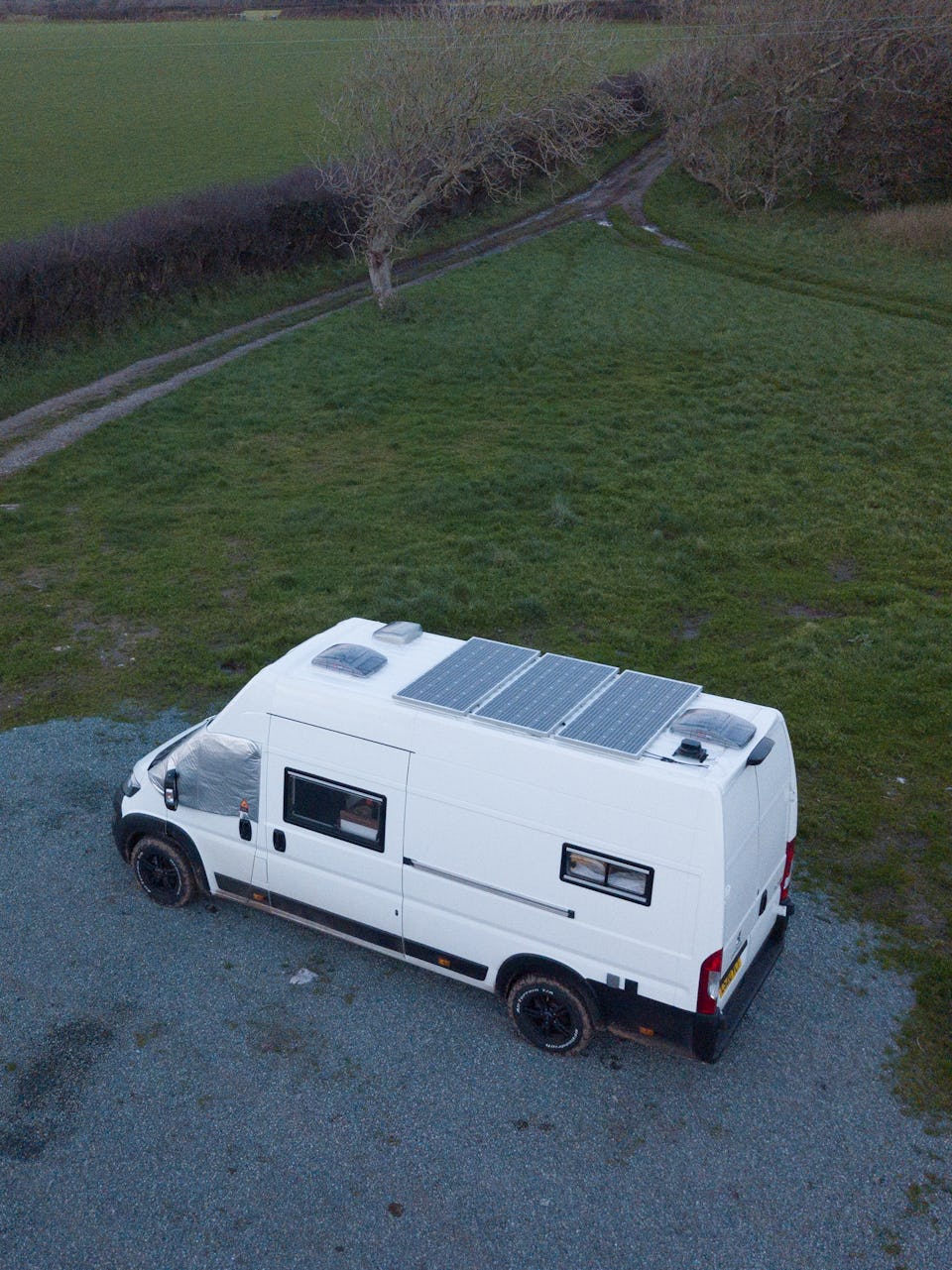 Van conversion solar setup