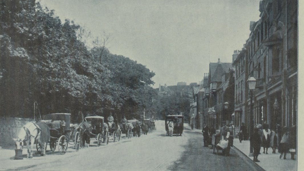 Horse drawn carriages outside The Royal Norfolk Hotel (undated)